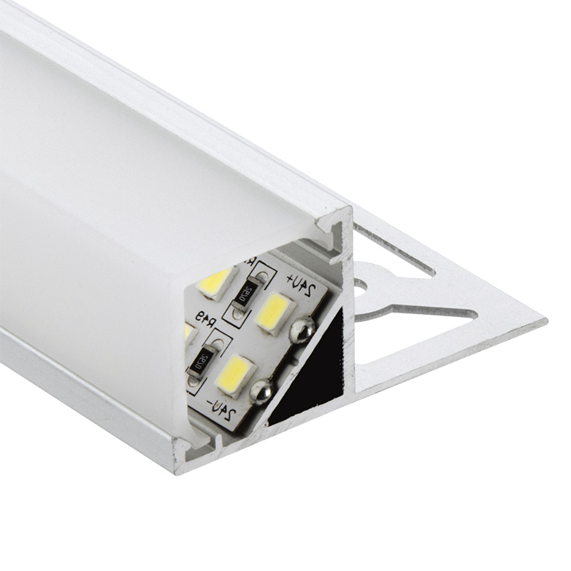 Aluminium Eckprofil Angle 20 mit MT-Lasche alu eloxiert
B=20mm H=20mm L=2000