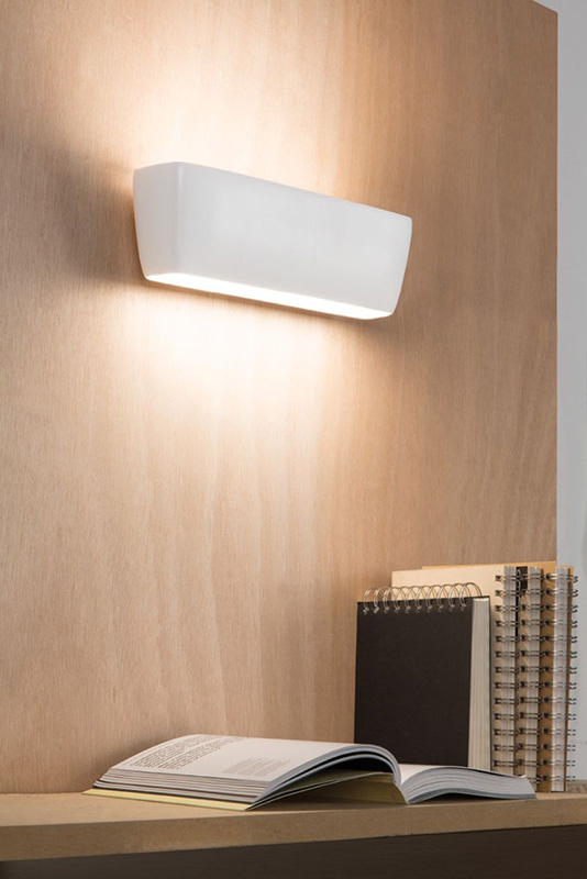 Wandleuchte FLACA LED 19W weiss
230V L=28cm B=32cm H=8cm 2700K/ 1000+900lm