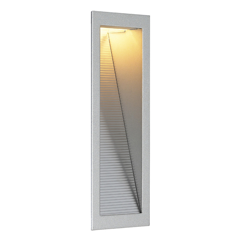 Wand-Einbauleuchte NV 80x236mm silberfarig
230V Gy 6.35 max.1x20-50W AS=70x225 ET=78