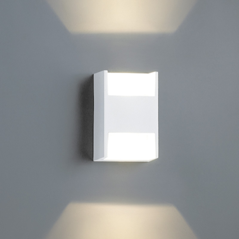 Wandleuchte Bay II LED 2x2.5W 2700°K weiss IP54
230V/24V/700mA DC / H=120 B=78 T=70