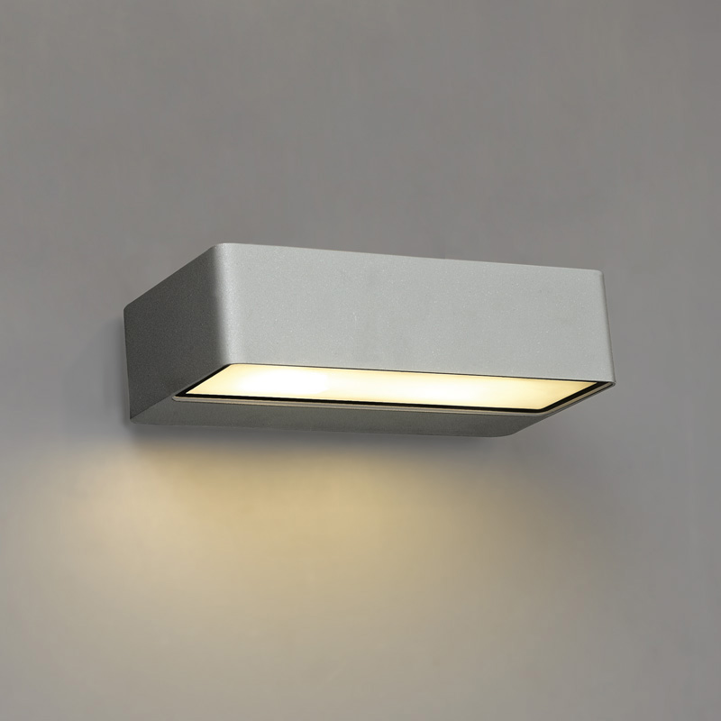 Wandleuchte Domo Down Led 16W weiss
240V 1500lm 2700K CRI80 L=176 T=108 H=45 IP65