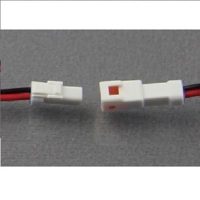 Einspeisungs Litze- SET 2-polig IP67 2m
Farbe schwarz-rot  / Kupplung + Stecker