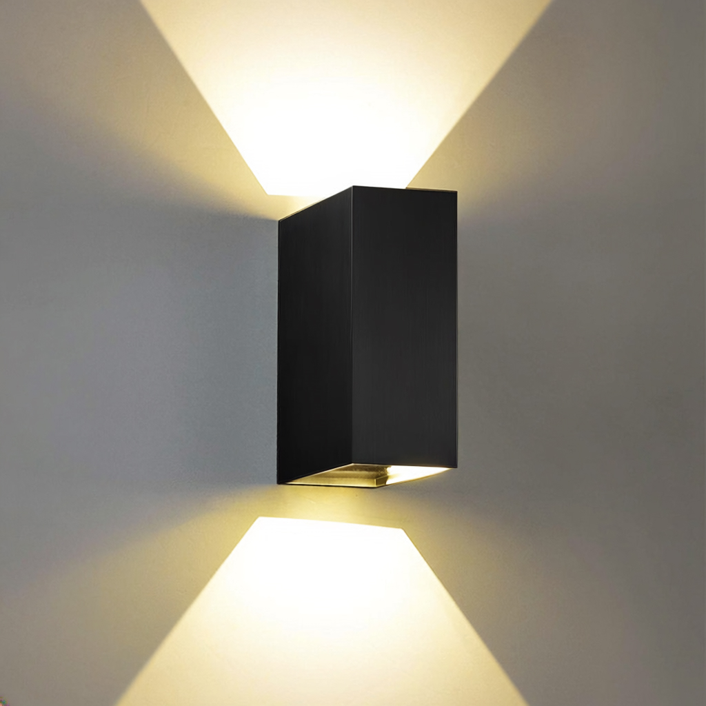 Wandleuchte Qubit L LED 2x4W 2700°K schwarz matt
230V/24V/350mA DC / H=125 B=50 T=101
