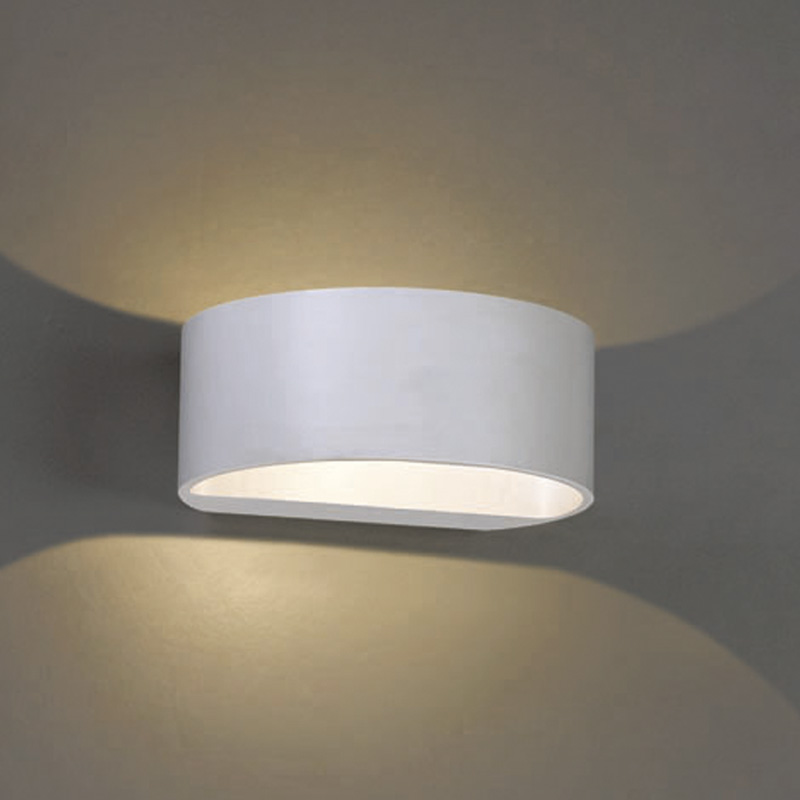 Wandleuchte Saga LED 6.6W 2700°K alu weiss
230V/24V/500mA DC / H=125 B=50 T=101