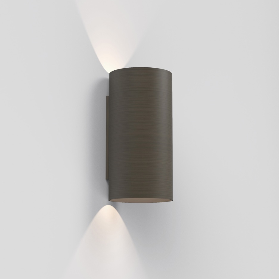 Wandlleuchte Yuma 240 /16W bronze
230V 2700K 388lm CRI80 / IP20