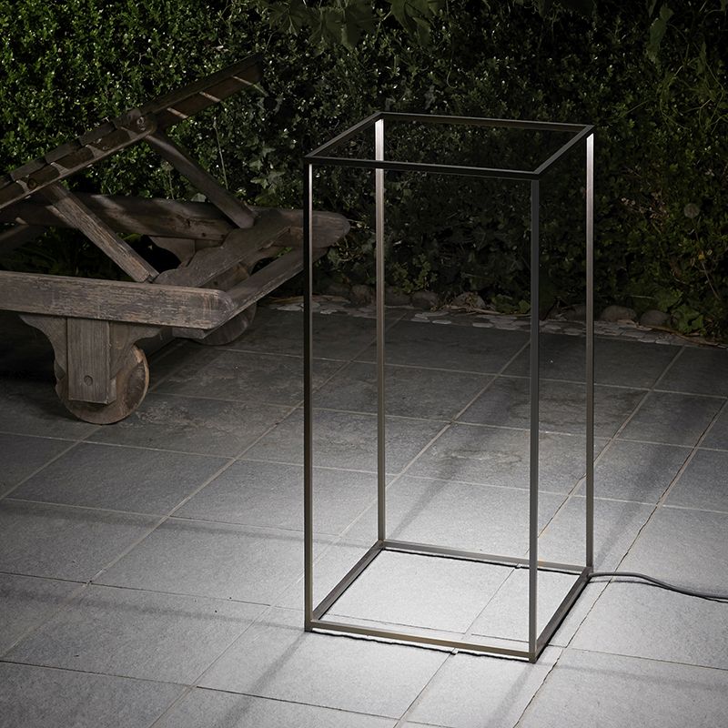 Aussenleuchte Ipnos LED 15W 2700K schwarz eloxiert
Aluminium, Polykarbonat 1176lm