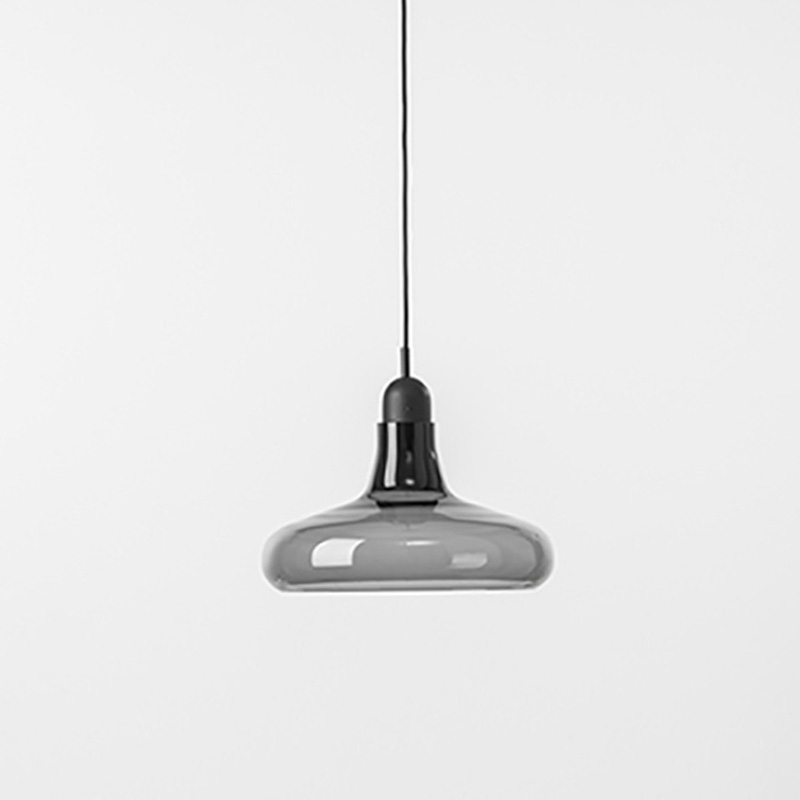 Pendelleuchte Shadows XL opaline-tr.w.
230V E27 13W 2700K 700lm RA90  D=395 H=225+2275mm