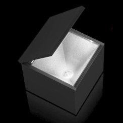 Tischleuchte Cuboled 2700°K 2W 230V schwarz
10x10 H:11 2W 230V