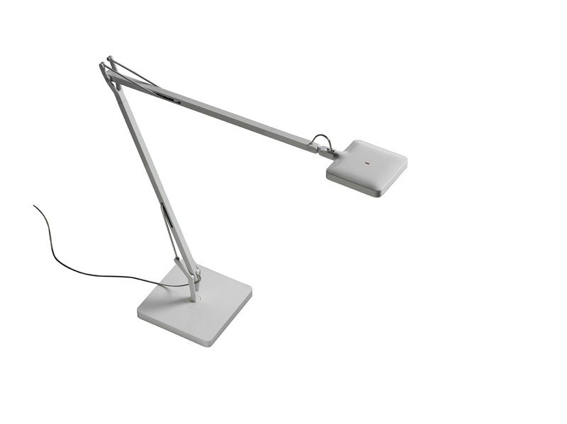 Tischleuchte Kelvin LED basis weiss
30 TOP LED 7.5W 3000 K 325lm / H=480mm L=581mm