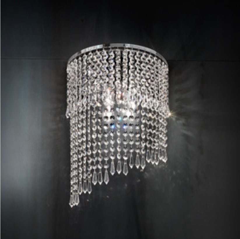 Wandleuchte VE840 mit transparente Glassteine
230V / G9 2x10W B=30cm H=40cm T=13cm / IP20