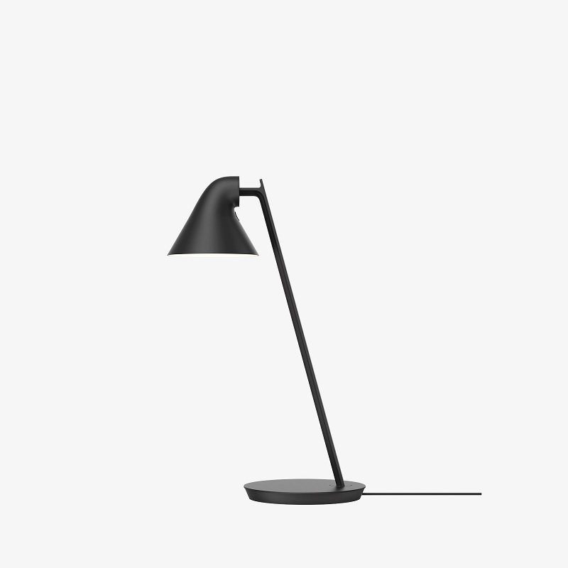 Tischleuchte NJP Mini schwarz
240V 10W 2700K 418Lm H=418 IP20