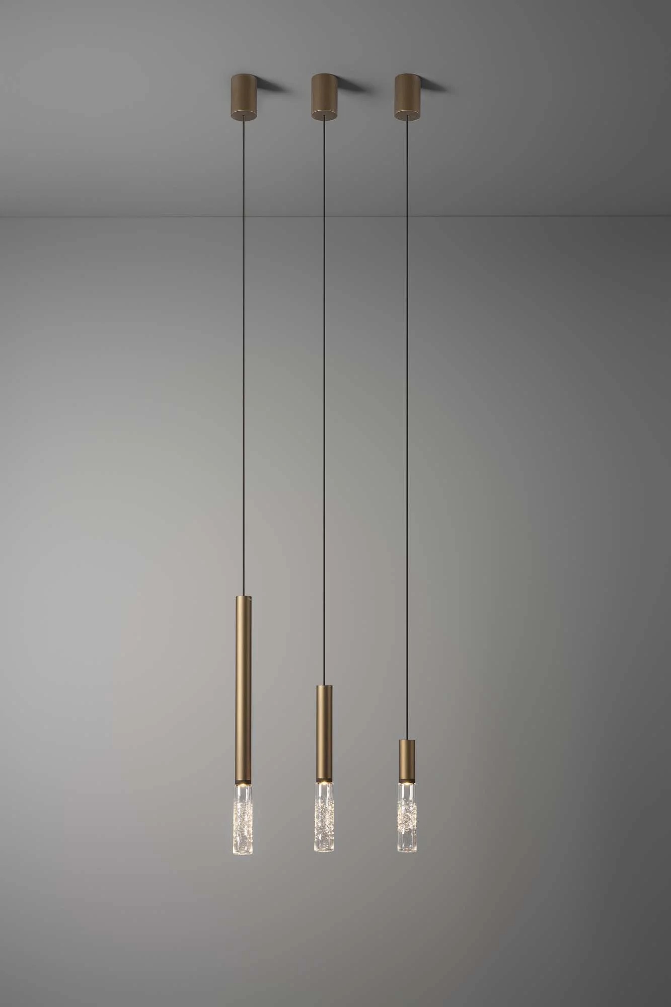Pendelleuchte Beam Stick Glass 6.6W gold matt
DC 500mA 2700K 700Lm D=35 H=353mm / IP20