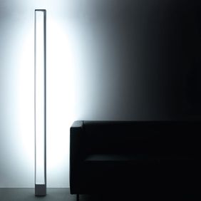 Stehleuchte TRU weiss 2700°K
240V / 41 + 16W LED Strip / Board