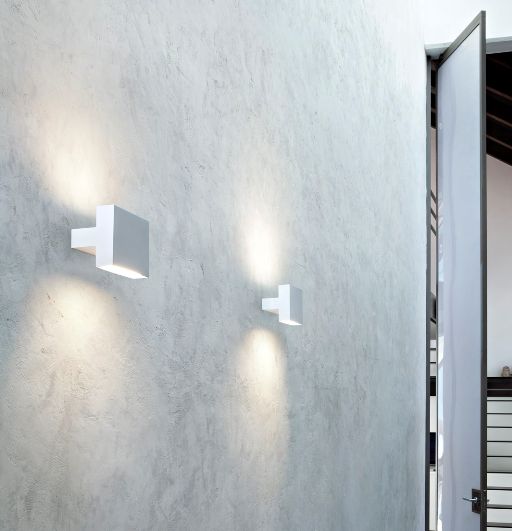 Wandleuchte Tight Light Led 18W weiss
230V /48 TOP LED 3000K 1460lm
H=130 B=160 T=100