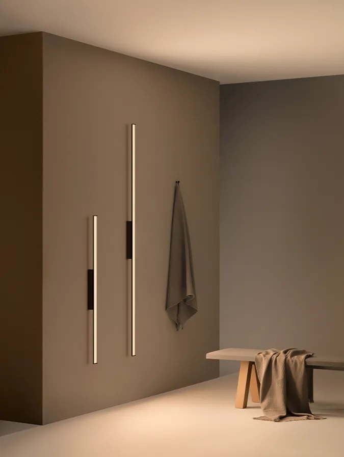 Wandleuchte SPA 10.8W schwarz matt
230V 3500K 1560Lm L=121cm B=47 T=65 IP20